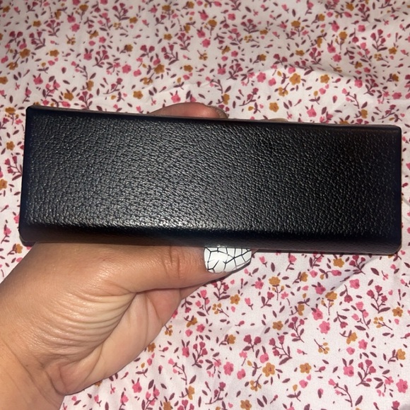 Burberry eyeglass case - Picture 6 of 6